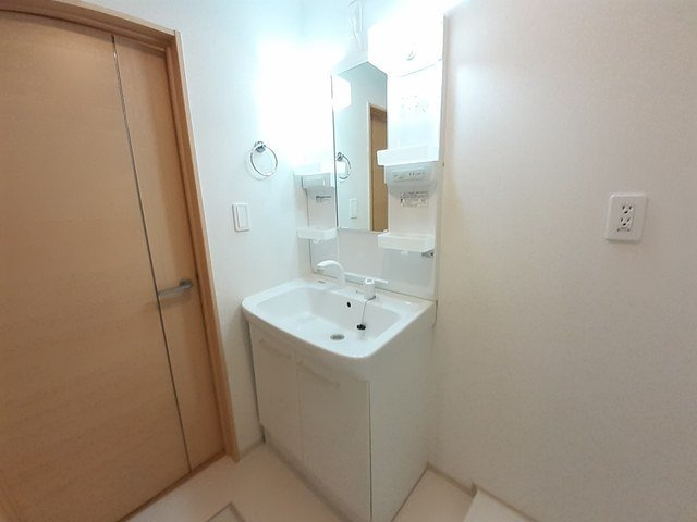 オリーブⅠの洗面所