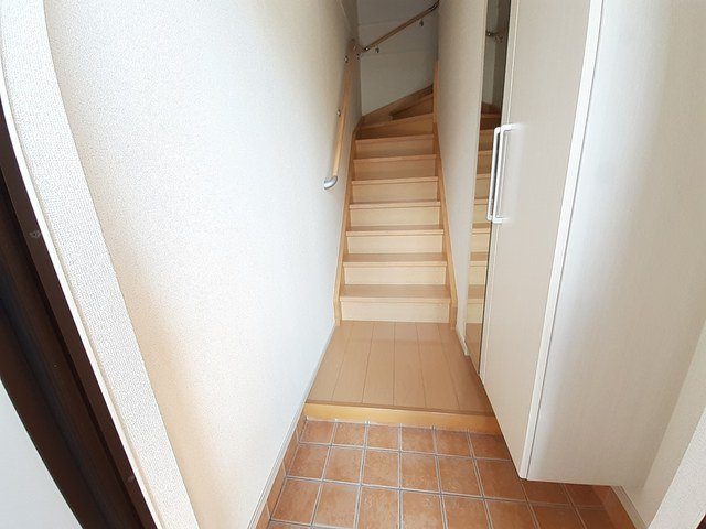 オリーブⅠの玄関