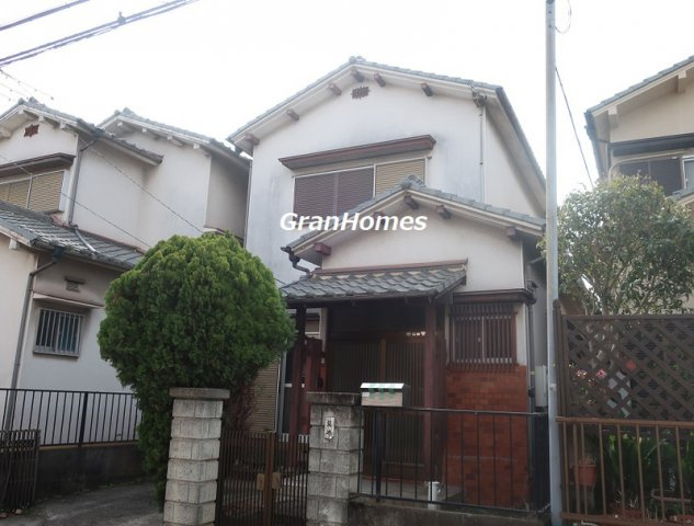 加古川市尾上町養田の一戸建ての外観