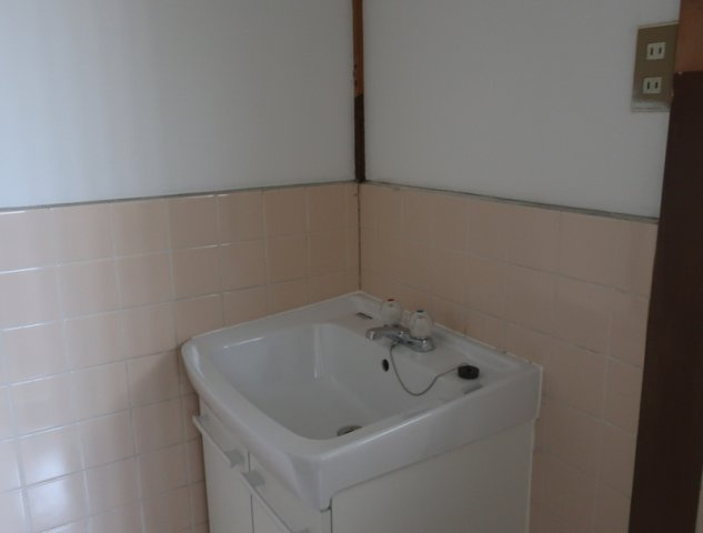 加古川市尾上町養田の一戸建ての洗面所