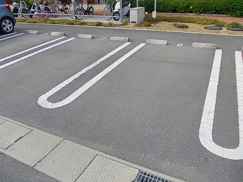 ローズミードＳ　Ⅰの駐車場