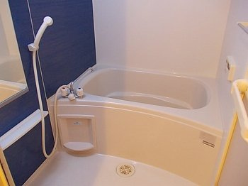 ローズミードＳ　Ⅰの浴室