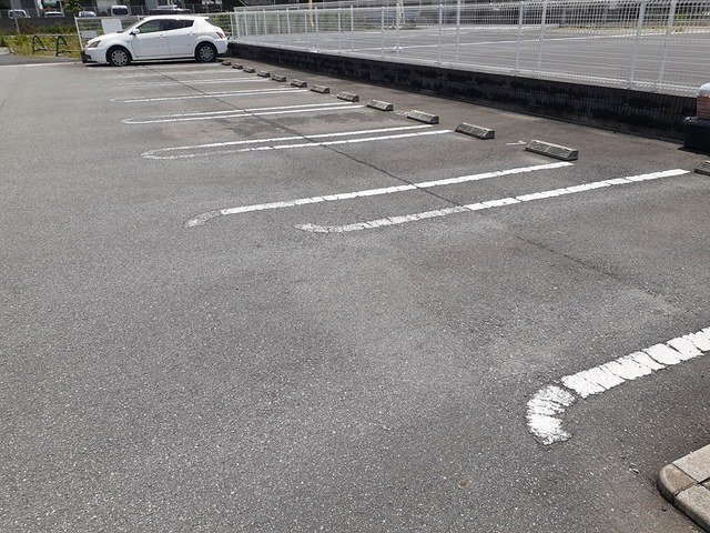 アウローラ玉手Ⅱ　Ｂの駐車場