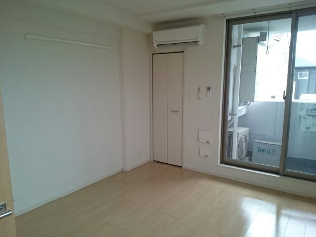 コオリナの居間・リビング