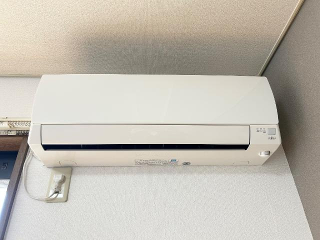 パーソナル飯田１２の設備|エアコン