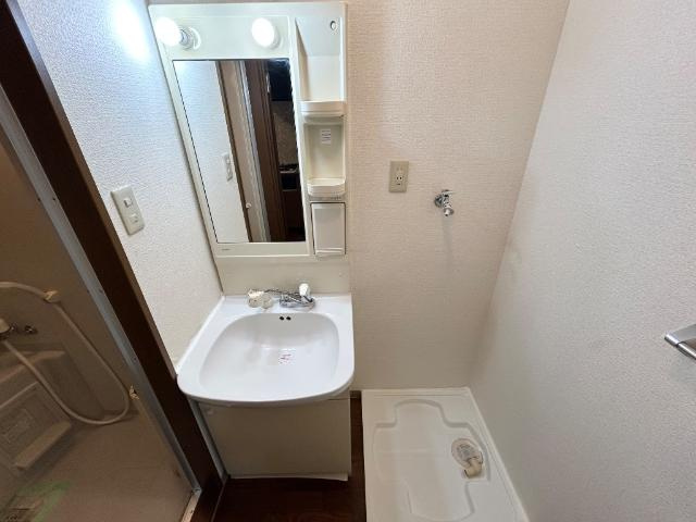 パーソナル飯田１２の洗面所|洗面