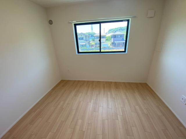 ミモザの内装|洋室