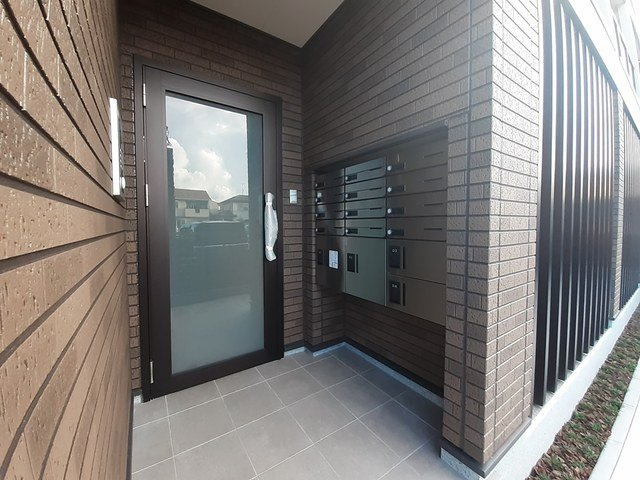 ドルチェ細江のエントランス