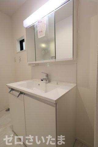 《仲介手数料無料》南区鹿手袋１丁目2-21新築一戸建てミラスモの独立洗面台