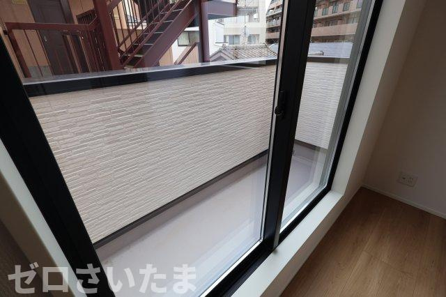 《仲介手数料無料》南区鹿手袋１丁目2-21新築一戸建てミラスモのバルコニー