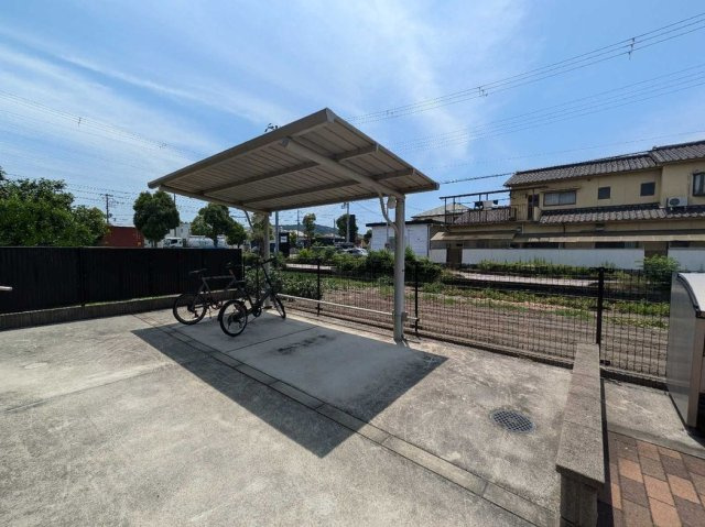 クレイノニジのその他