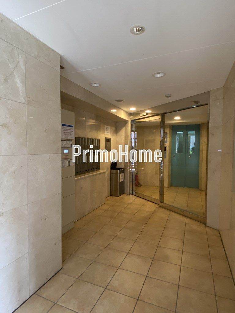 ベレール日本橋兜町のロビー