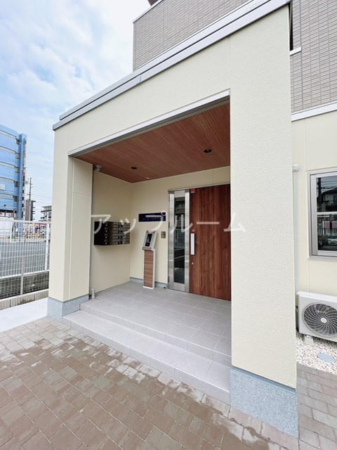 オレオール中央通のエントランス