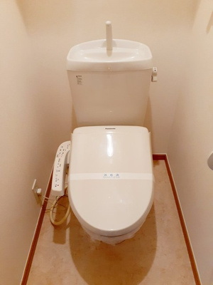 【トイレ】 | ラッフィナートカーサ四番館 | ☆神戸市須磨区　ラッフィナート・カーサ四番館☆