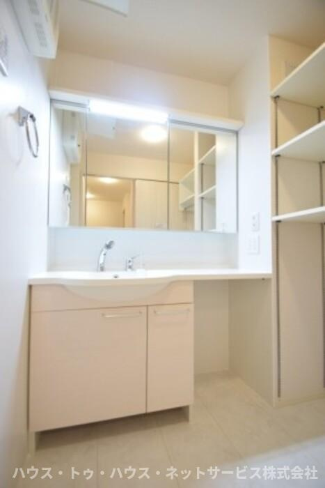 カーネリアンの洗面所