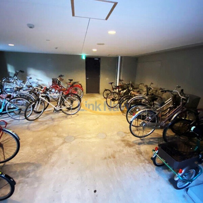 【駐車場】 | パウゼドーム前