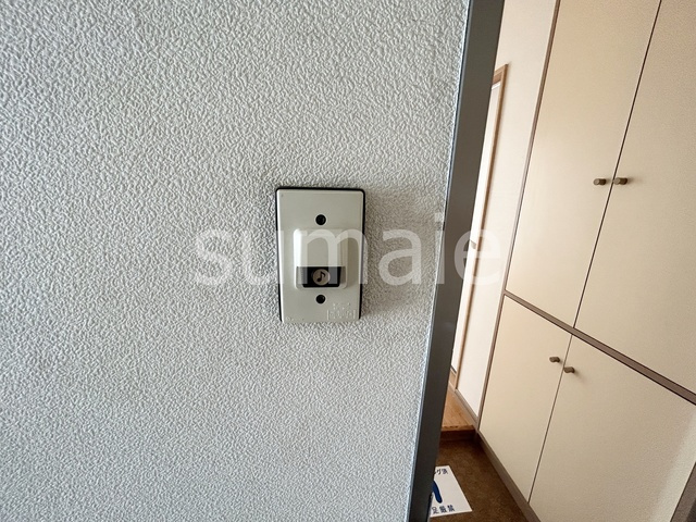 小島アパートのセキュリティ|玄関チャイムです