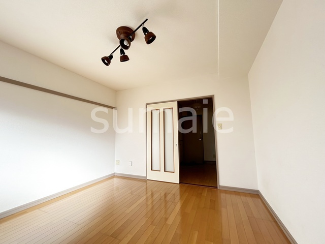 小島アパートの寝室|洋室です！