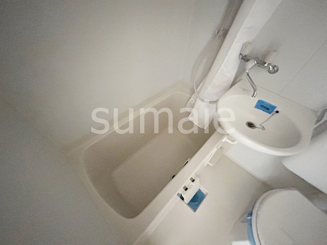 小島アパートの浴室|バスルームです