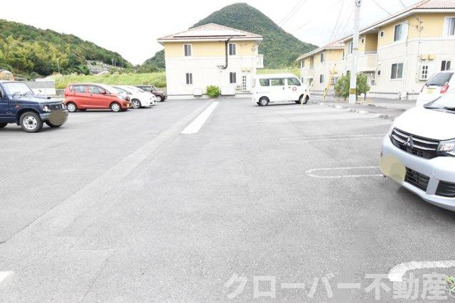 メゾン・リシェス C棟の駐車場|駐車場