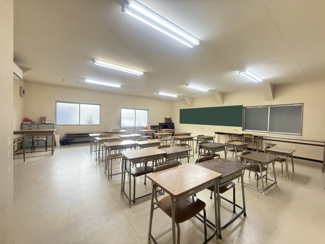 若山町4-56-1店舗の内装