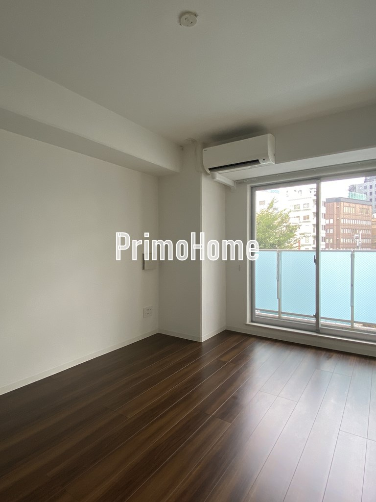 ラフィーネ日本橋の洋室