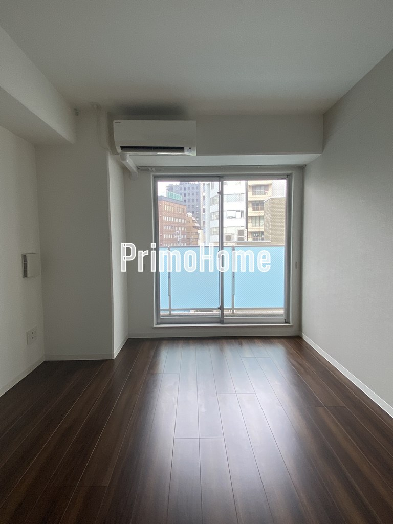 ラフィーネ日本橋の居間・リビング