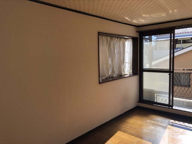 ニューライフ越塚の居間・リビング