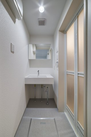 CRASTINE常盤平(クラスティーネ　トキワダイラ)の独立洗面台