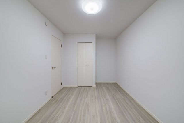 CRASTINE常盤平(クラスティーネ　トキワダイラ)の洋室