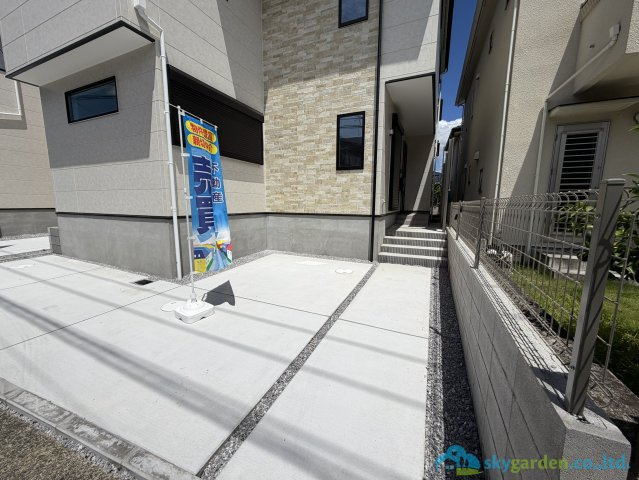 秦野市萩が丘1期　新築戸建　全3棟1号棟の駐車場