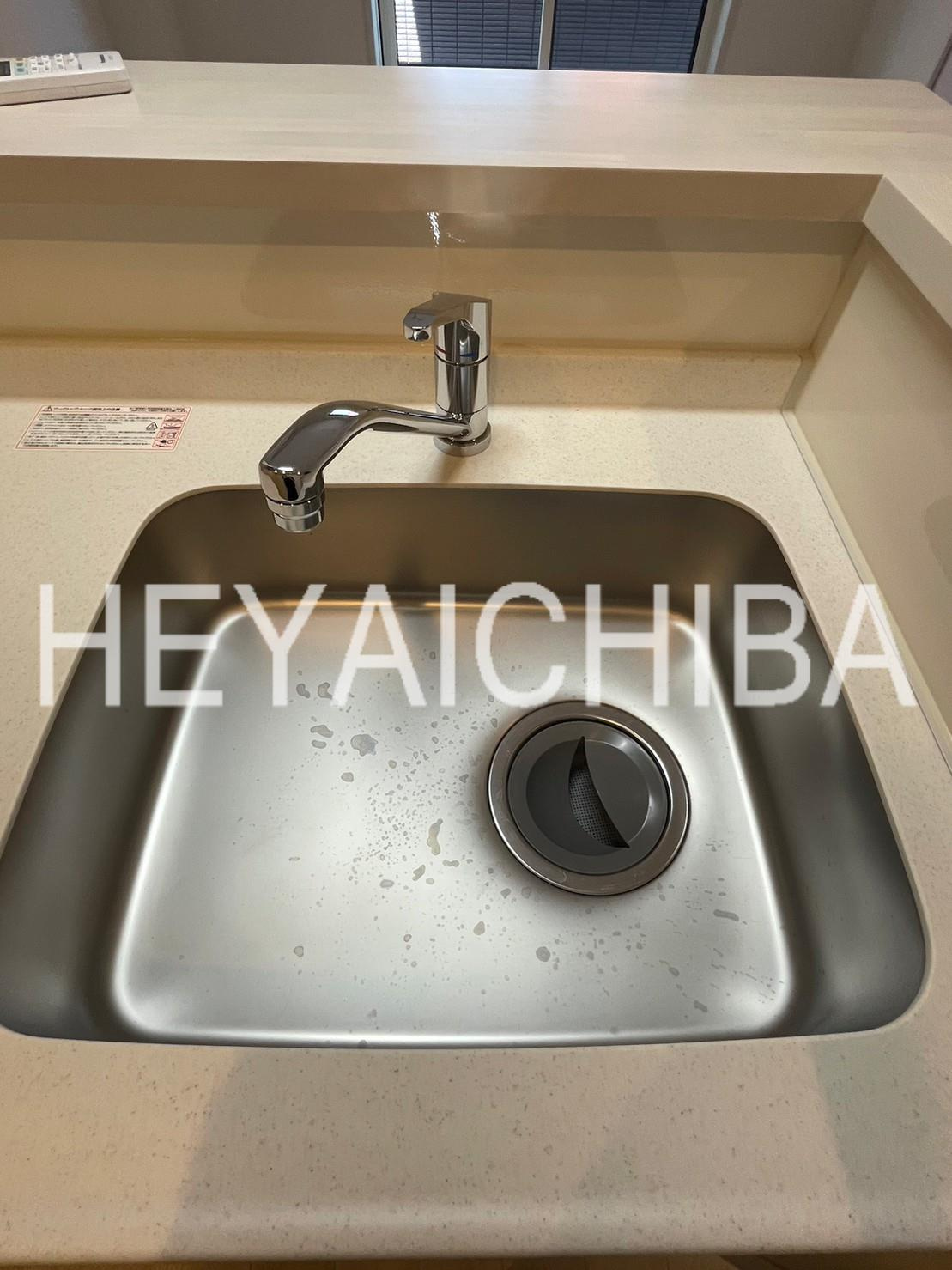 A' LA MAISON LUANAのキッチン|シンク