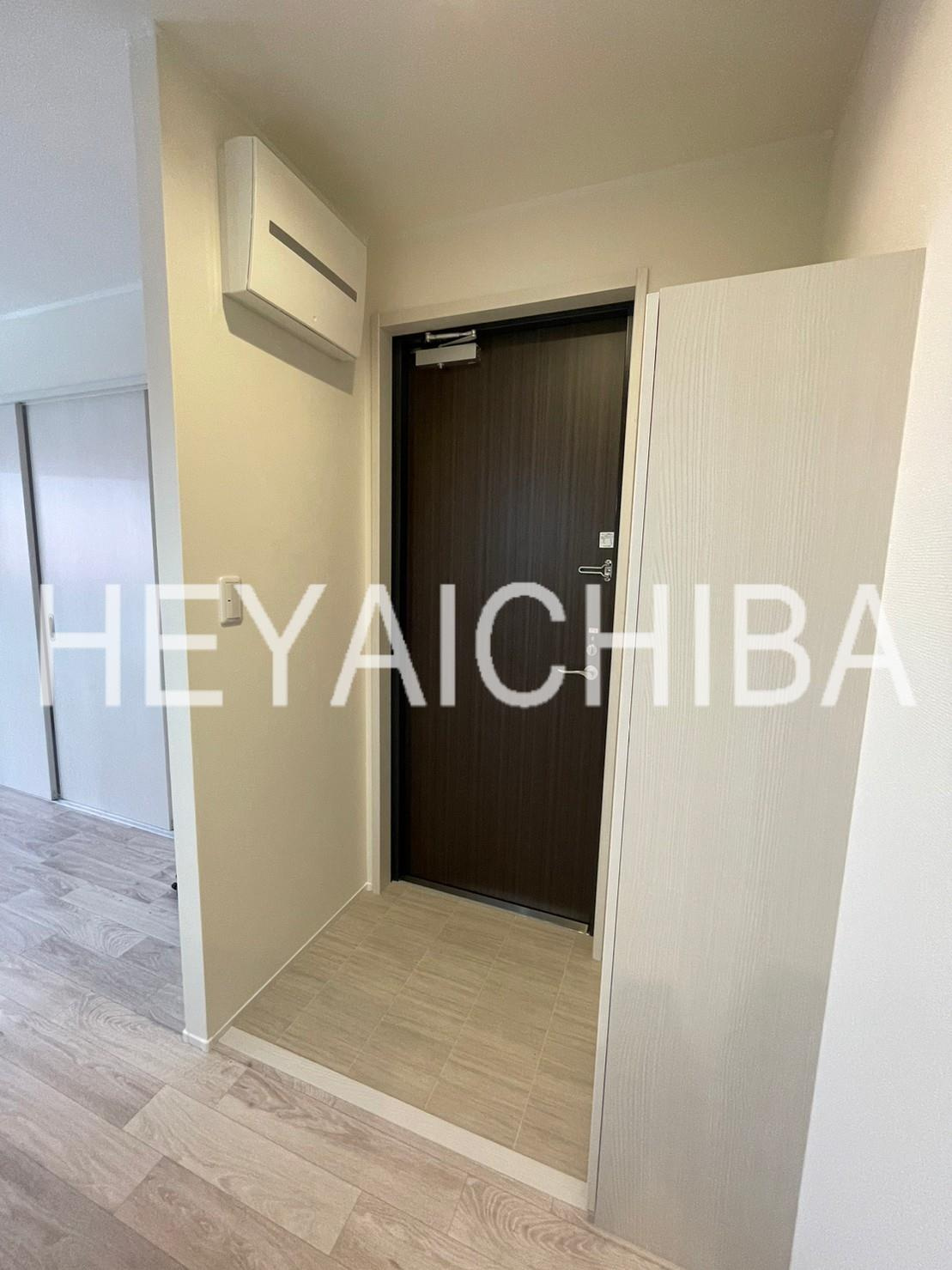 A' LA MAISON LUANAの玄関