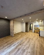 大阪市城東区東中浜7丁目　戸建の居間・リビング