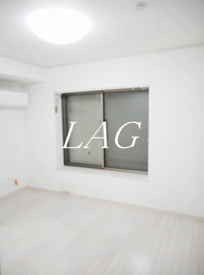 【居間・リビング】 | グローリア北千住 | 洋室のお部屋です。