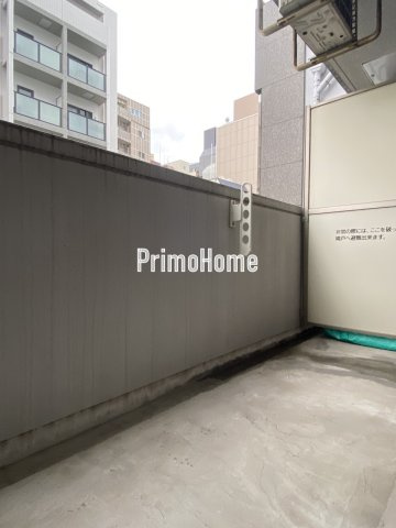 スカイコート神田のバルコニー