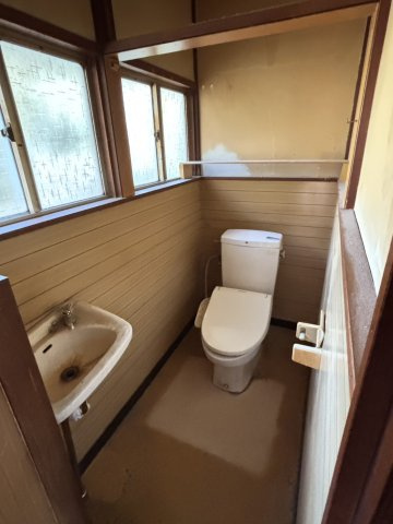 【商談中】田人町旅人　6DKのトイレ