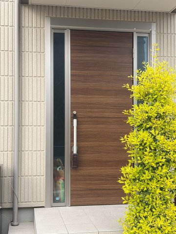 豊田市宮上町貸家のエントランス