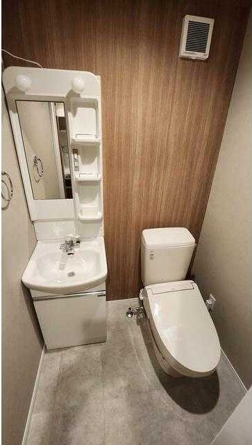 パインヒルズ曳舟の洗面所