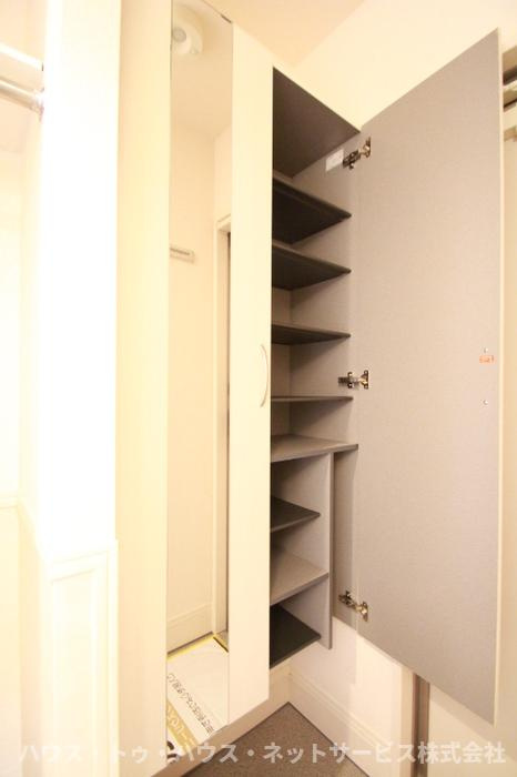 グランドゥール 高柳　Cの玄関