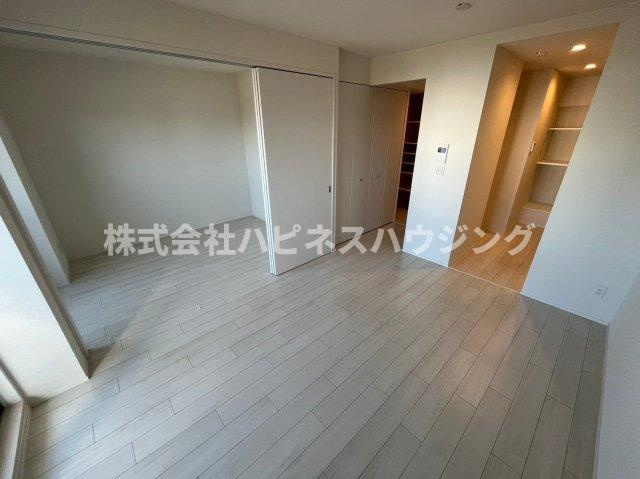 ART RESIDENCE IN KASHIWA-no-HA～アートレジデンスインカシワノハ～の居間・リビング