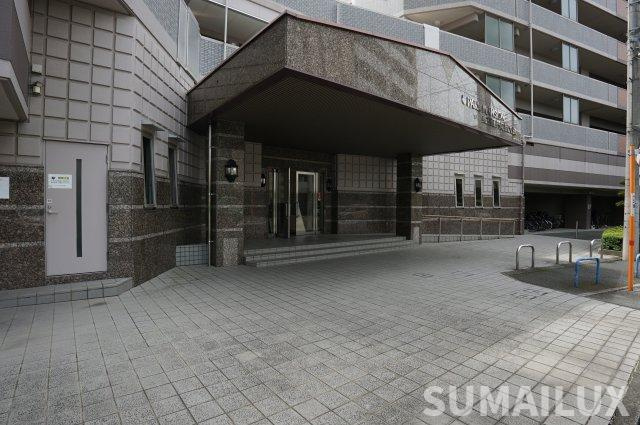 パークマンション熊高正門前新大江のエントランス