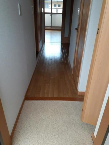 ランデュール岡本の玄関