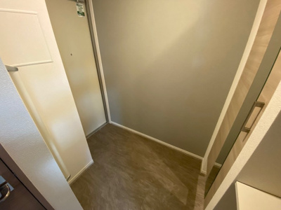 【玄関】 | ユニヴェール千里中央