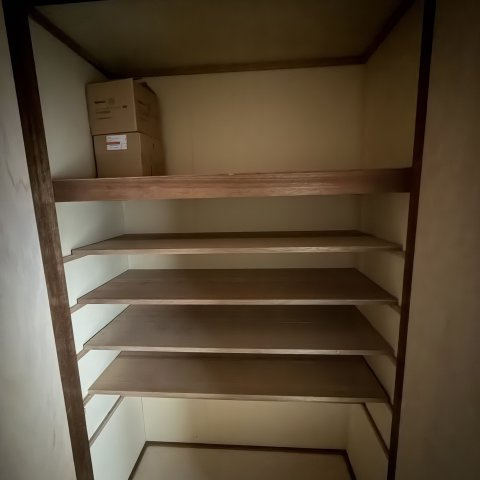 登別市常盤町3丁目22-3アパートの収納