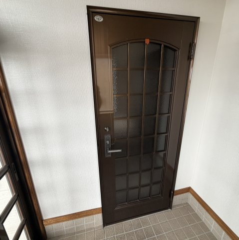 登別市常盤町3丁目22-3アパートの玄関