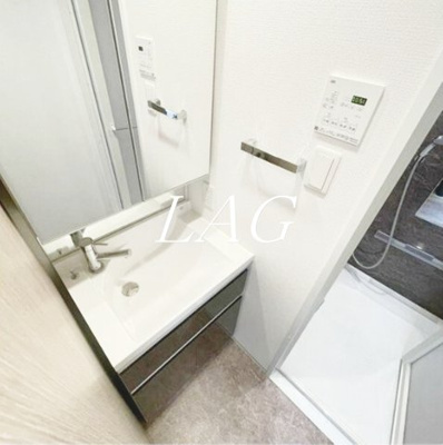 【独立洗面台】 | フロントコート錦糸町 | 独立洗面台です。