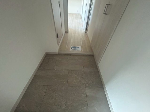 長岡天神ハイツ6号棟の玄関|玄関もリフォーム済みです◎