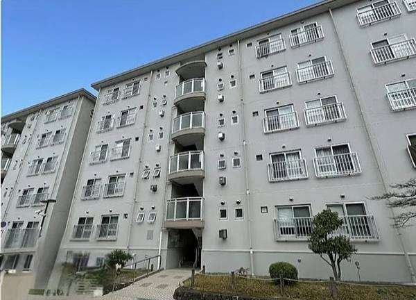 長岡天神ハイツ6号棟