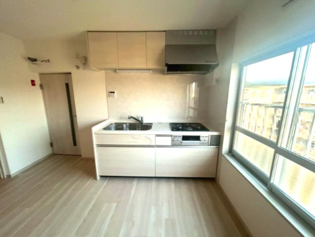 長岡天神ハイツ6号棟のキッチン|キッチン新調済みです◎